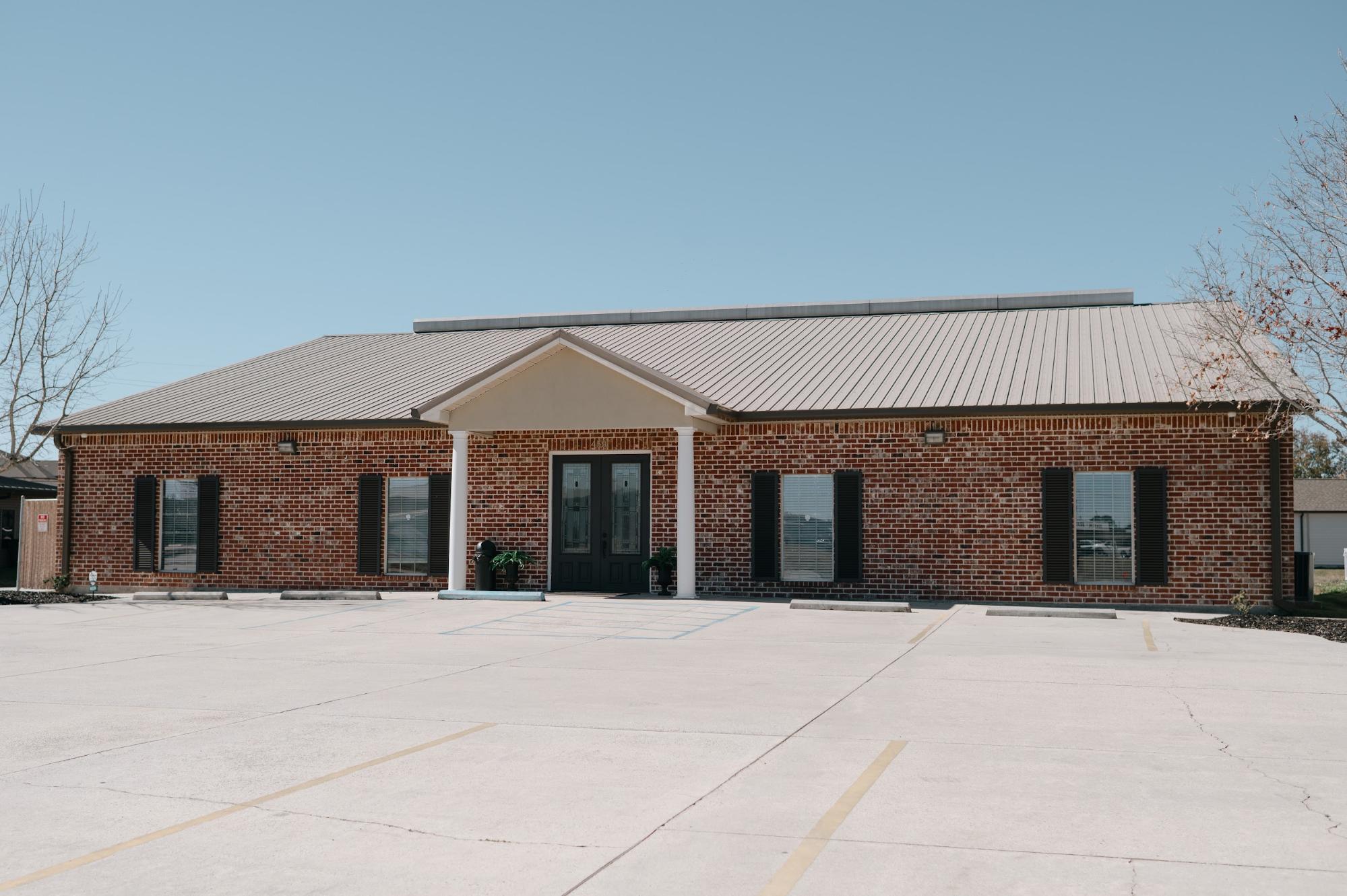 Building exterior of 360 Wellness med spa in Houma